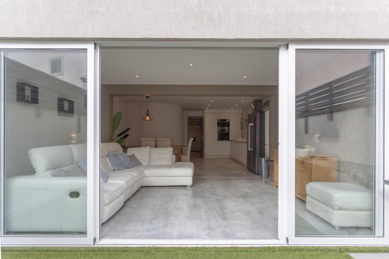 Modern 3 Bedroom Duplex Adeje Center Сasa de vacaciones Costa Adeje (Tenerife)