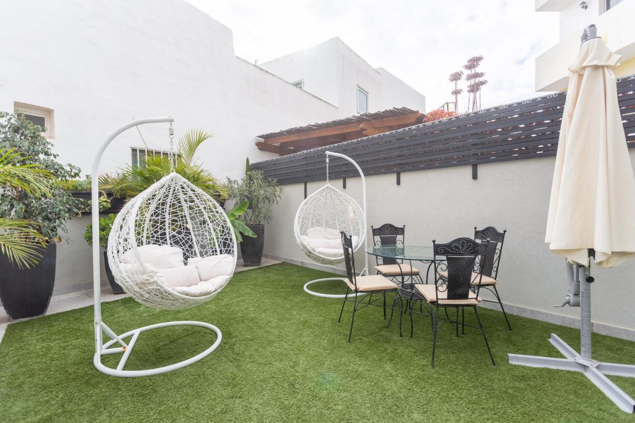 Сasa de vacaciones Modern 3 Bedroom Duplex Adeje Center *